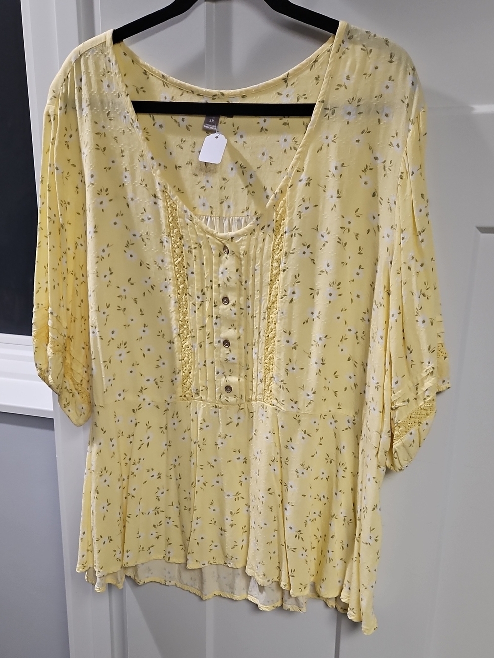 Falls Creek Yellow Floral Button-Front Peasant Blouse